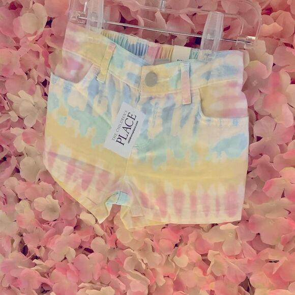 Shorts   - Picture 1 of 2